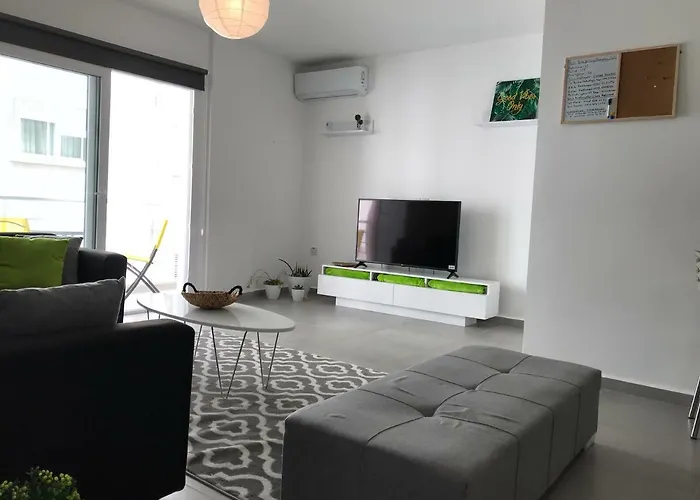 Cozy Flat In The Heart Of North --- 55-1 * Λευκωσία