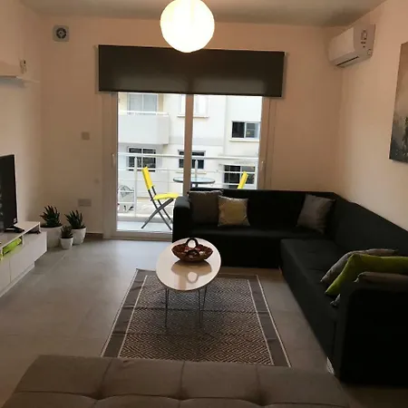 Cozy Flat In The Heart Of North --- 55-1 Apartament