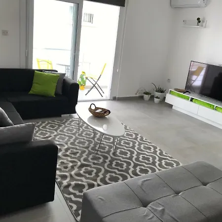 Cozy Flat In The Heart Of North --- 55-1 Nicosia