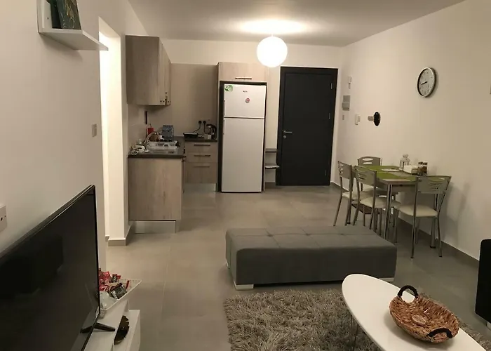 Διαμέρισμα Cozy Flat In The Heart Of North --- 55-1 *