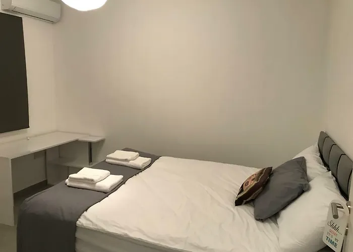 Cozy Flat In The Heart Of North --- 55-1 شقة *