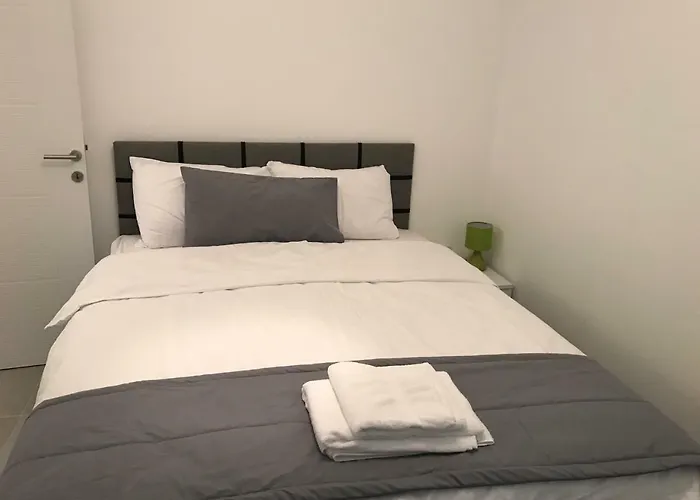 Cozy Flat In The Heart Of North --- 55-1 شقة