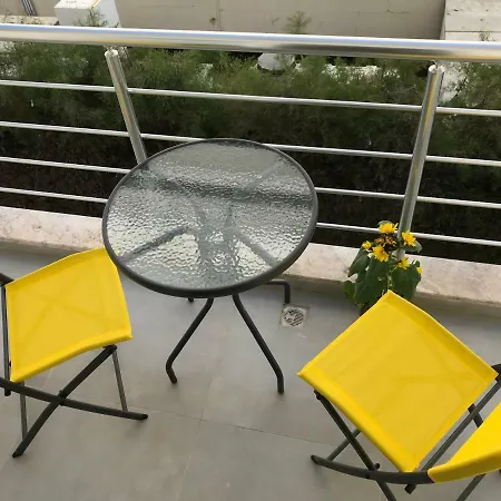 Apartament Cozy Flat In The Heart Of North --- 55-1